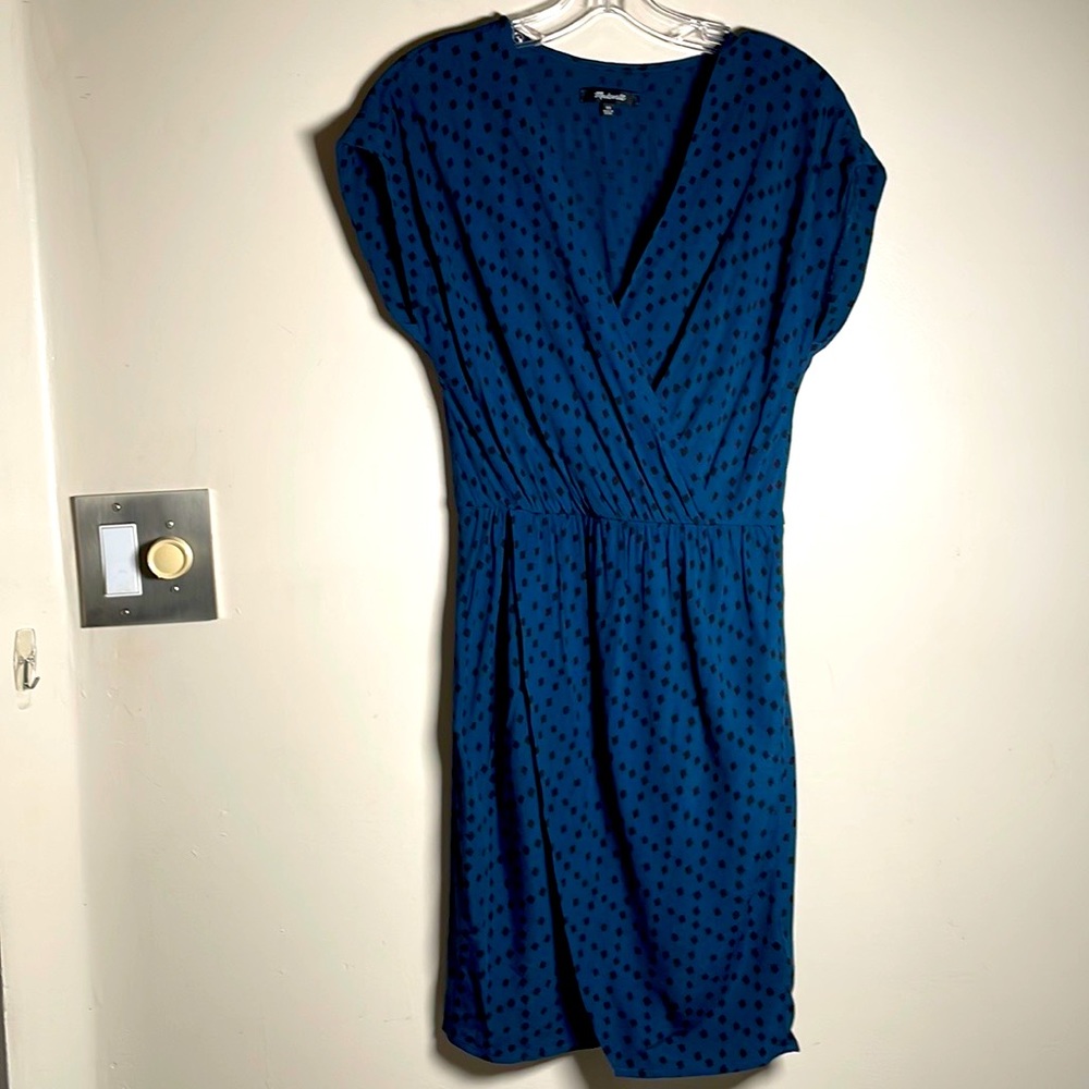Madewell dress Blue Black pattern wrap style XS